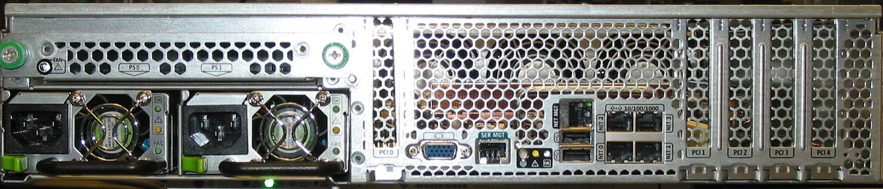 Sun Fire X4200 M2 Rear Zoom